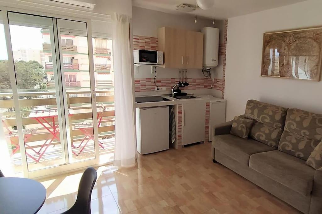 Estudio Con Vista Al Mar A 200 Mts De La Playa Benalmádena Eksteriør billede
